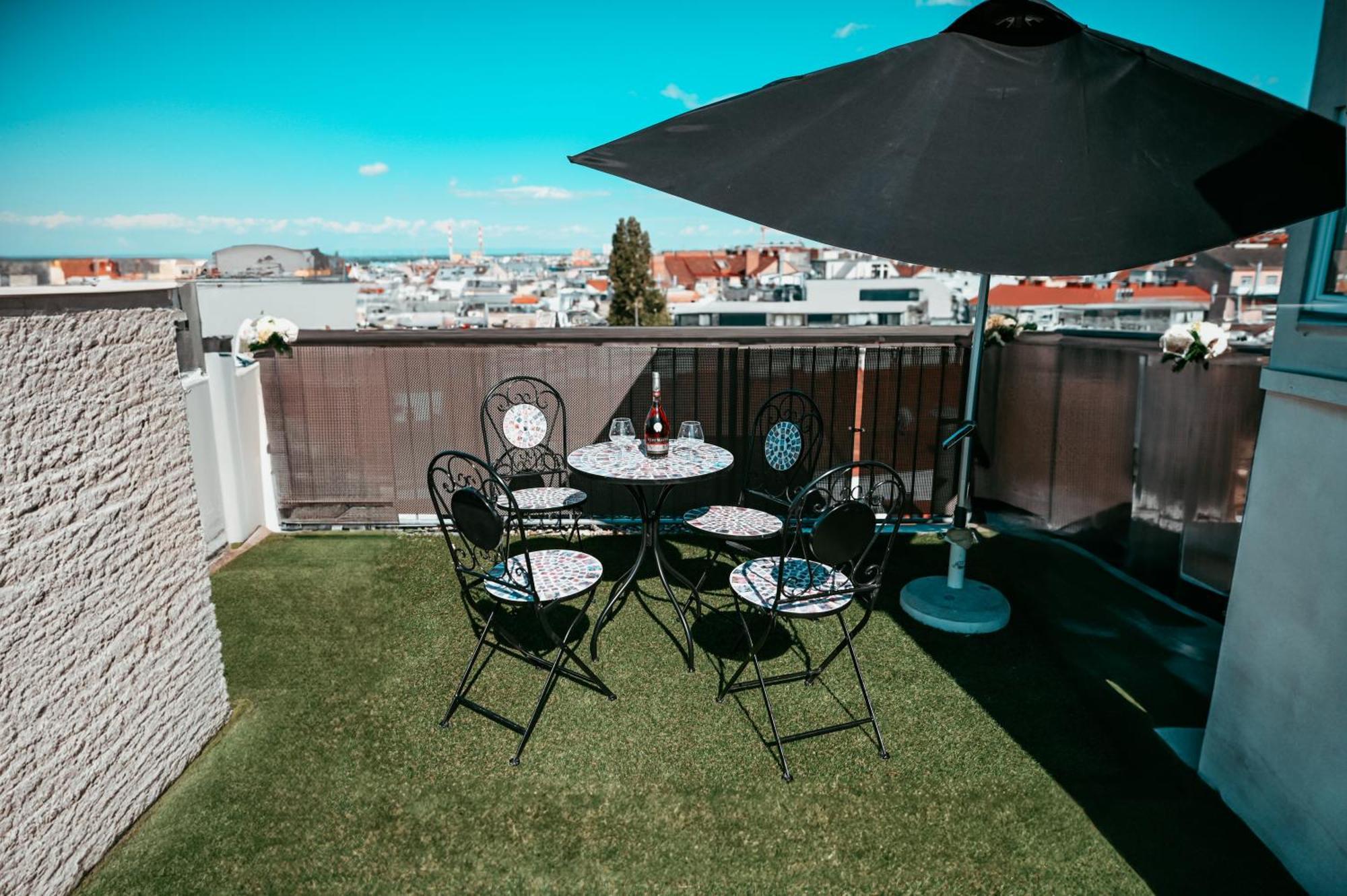 Vienna Deluxe Apartment Экстерьер фото